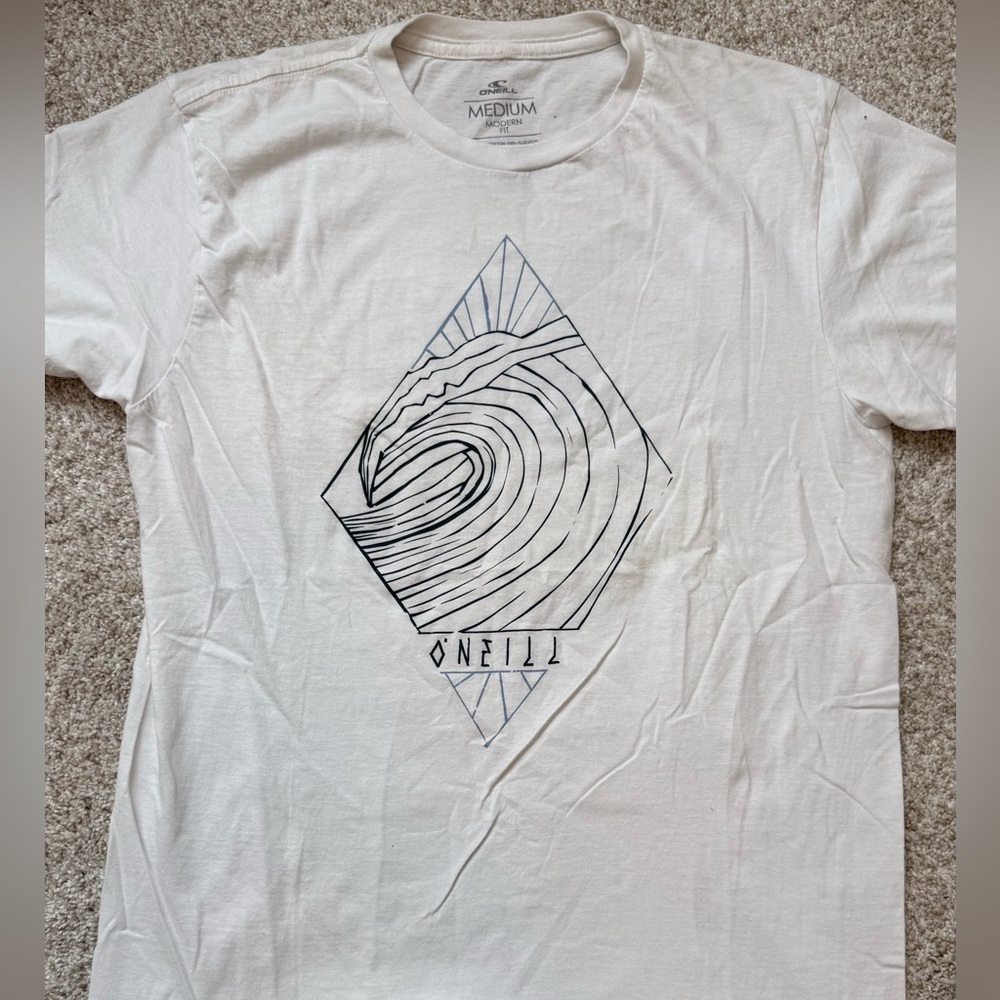 O'Neill White Short-Sleeve Tee with Black Wave Graphic, M